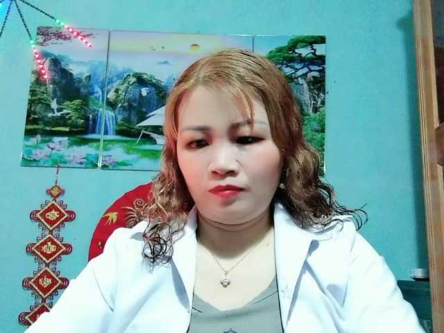 Linhanhsex2k from BongaCams is Freechat