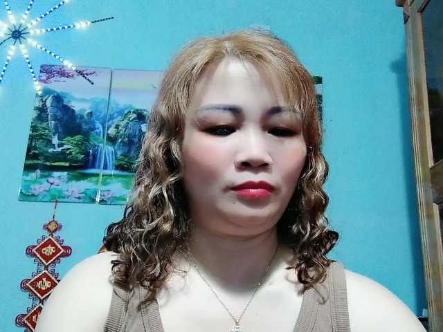 Linhanhsex2k's BongaCams show and profile