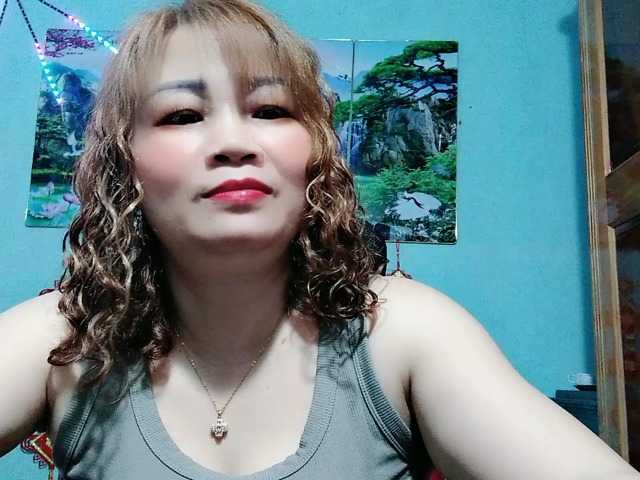 Linhanhsex2k's BongaCams show and profile