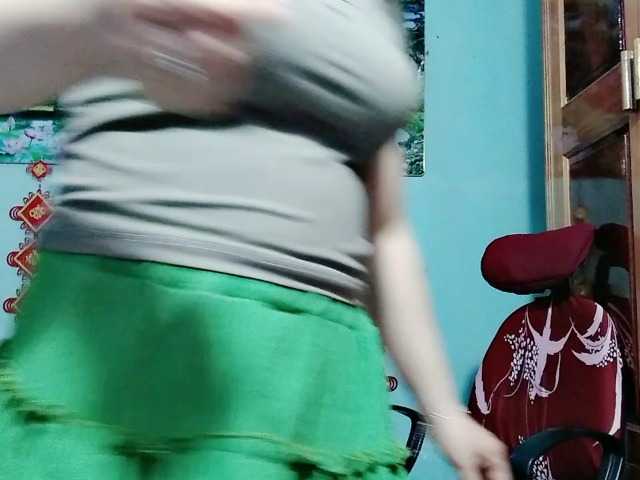 Linhanhsex2k's BongaCams show and profile