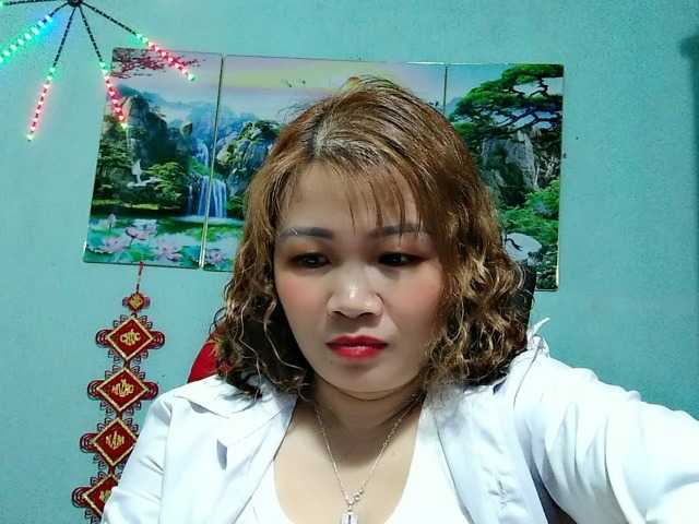 Linhanhsex2k's BongaCams show and profile