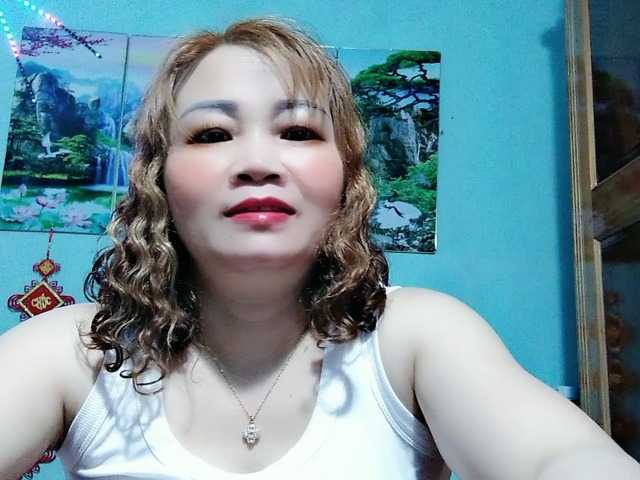 Linhanhsex2k's BongaCams show and profile