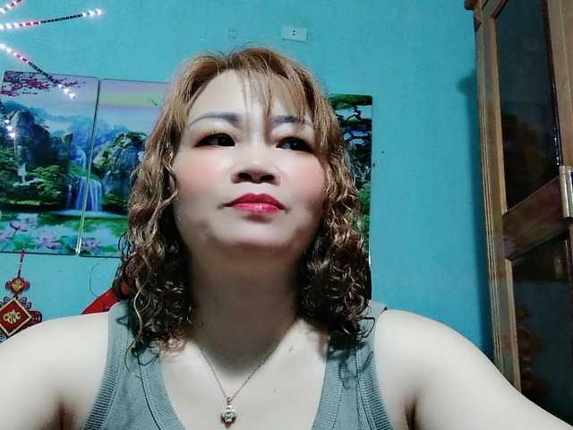 Linhanhsex2k's BongaCams show and profile