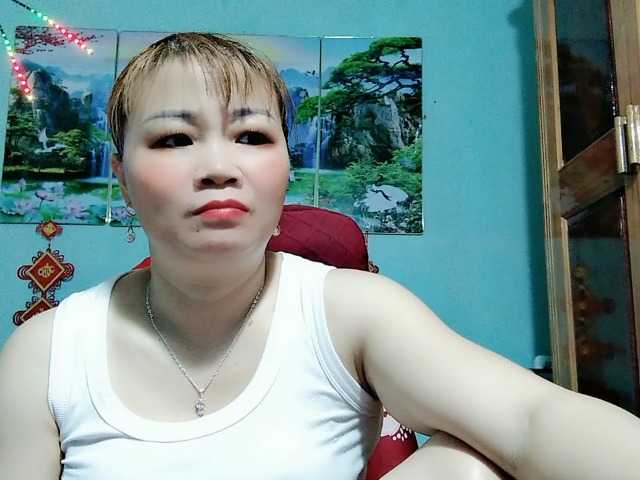 Linhanhsex2k's BongaCams show and profile