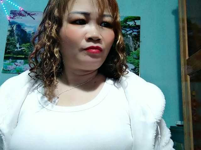 Вебкам модель Linhanhsex2k: смотреть секс чат онлайн бесплатно 18+