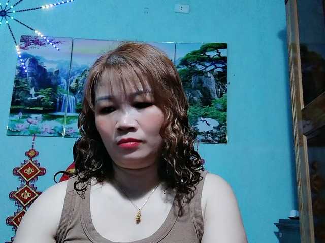 Linhanhsex2k's BongaCams show and profile