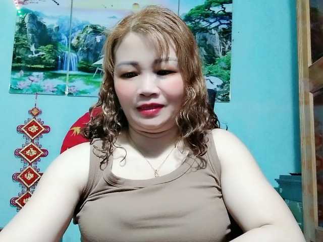 Linhanhsex2k's BongaCams show and profile