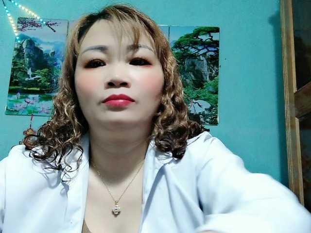 Linhanhsex2k's BongaCams show and profile