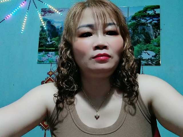 Linhanhsex2k's BongaCams show and profile