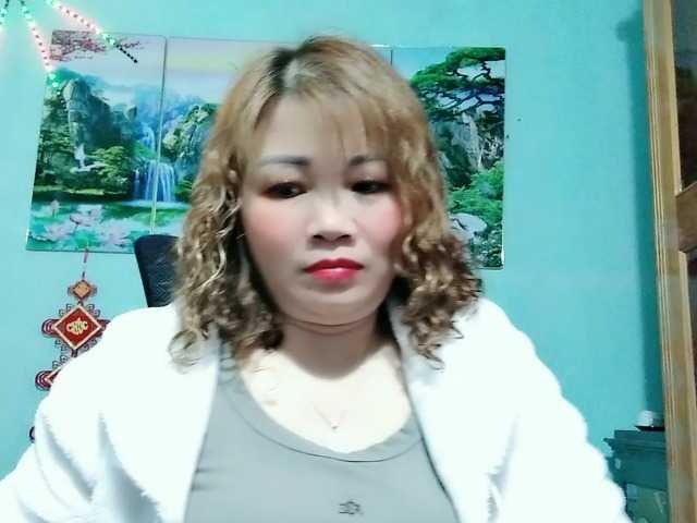 Linhanhsex2k's BongaCams show and profile