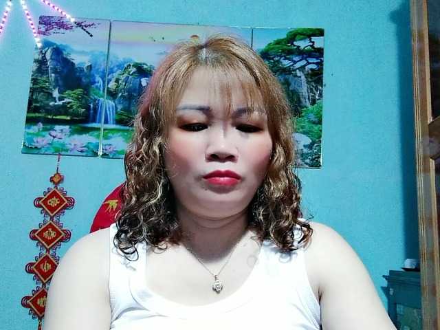 Linhanhsex2k's BongaCams show and profile