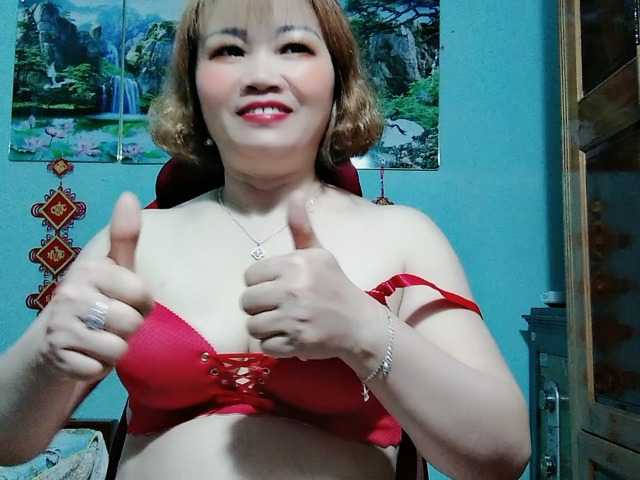 Linhanhsex2k's BongaCams show and profile