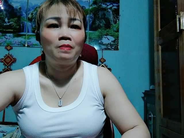 Linhanhsex2k's BongaCams show and profile