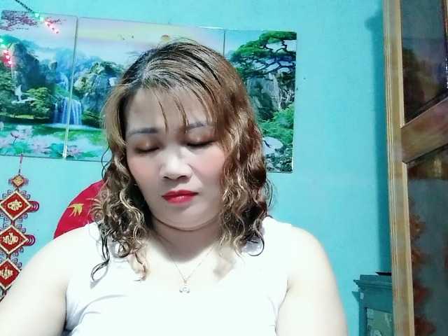 Linhanhsex2k's BongaCams show and profile