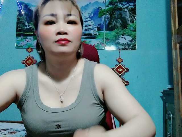 Linhanhsex2k's BongaCams show and profile