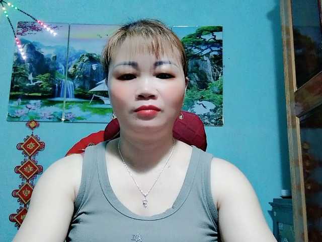 Linhanhsex2k's BongaCams show and profile