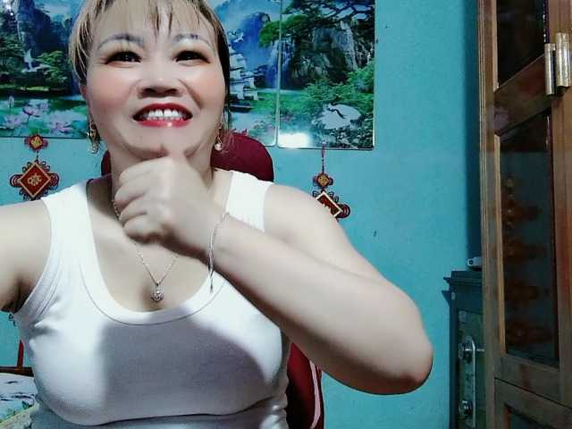 Linhanhsex2k's BongaCams show and profile