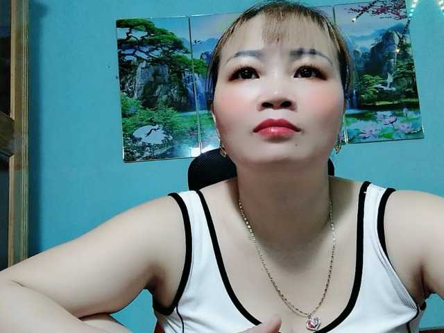 Linhanhsex2k webcam