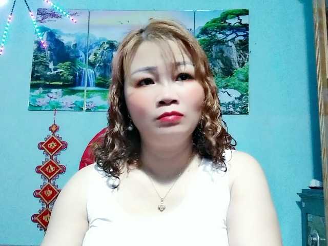 Linhanhsex2k's BongaCams show and profile