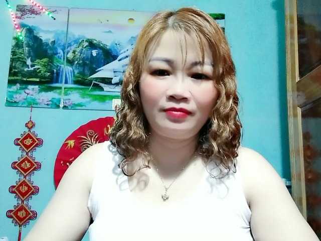 Linhanhsex2k's BongaCams show and profile