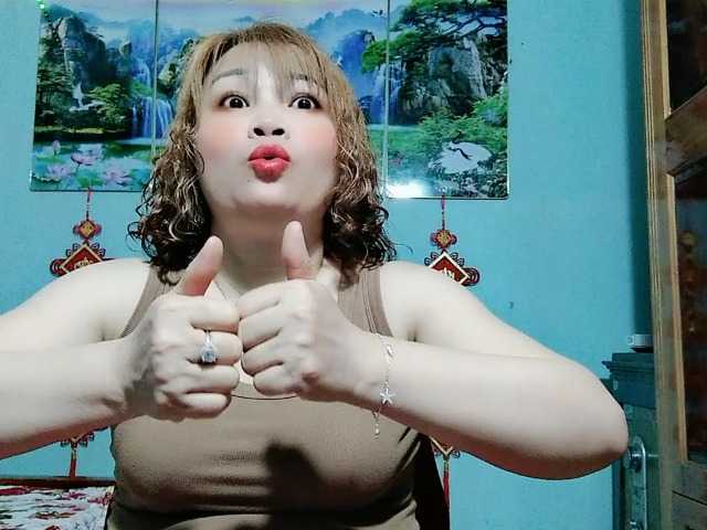 Linhanhsex2k's BongaCams show and profile