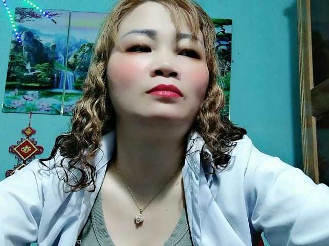 Linhanhsex2k from BongaCams is Freechat