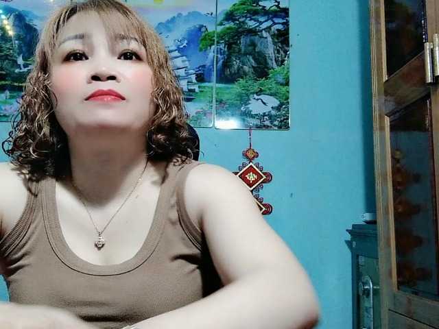 le modèle Linhanhsex2k est en webcam porno dans un show sur le site bongacams, il possède les tags suivants: Asian,Blonde,Hairy