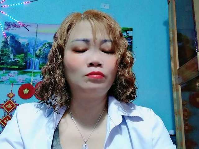 Linhanhsex2k Live Cam on BongaCams