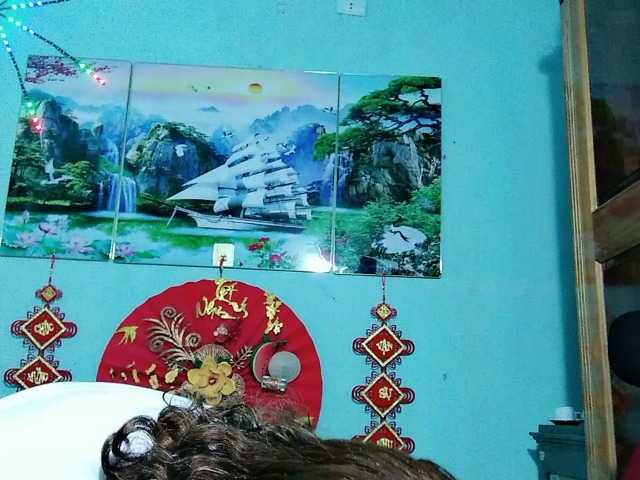 Linhanhsex2k's BongaCams show and profile