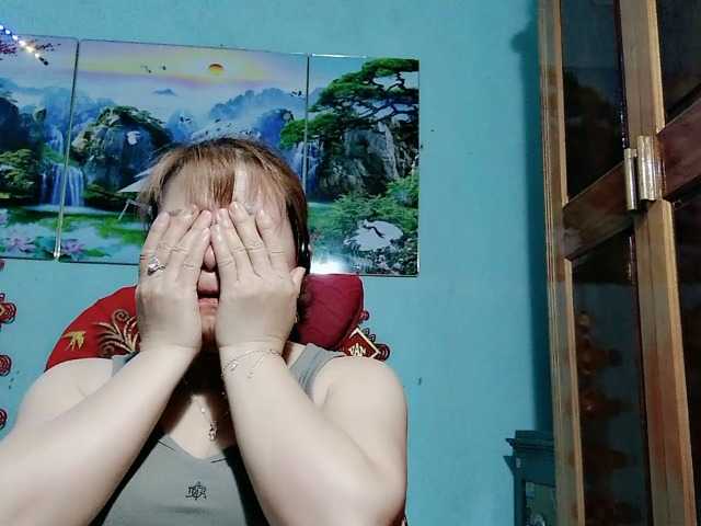 Linhanhsex2k Live Cam on BongaCams