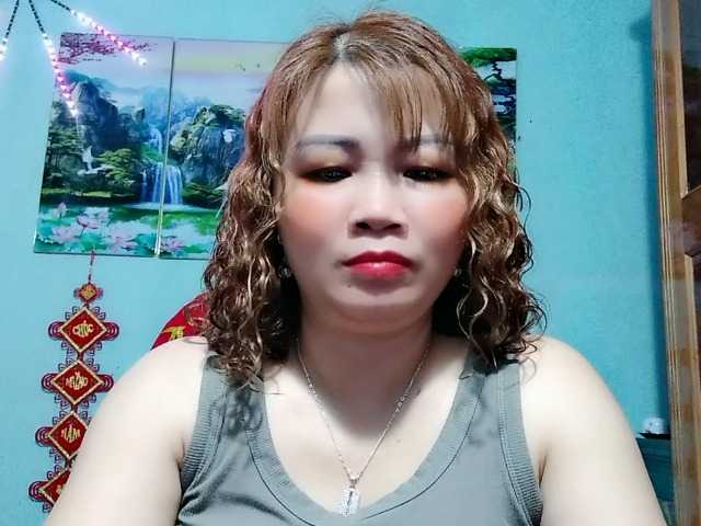 Linhanhsex2k's BongaCams show and profile