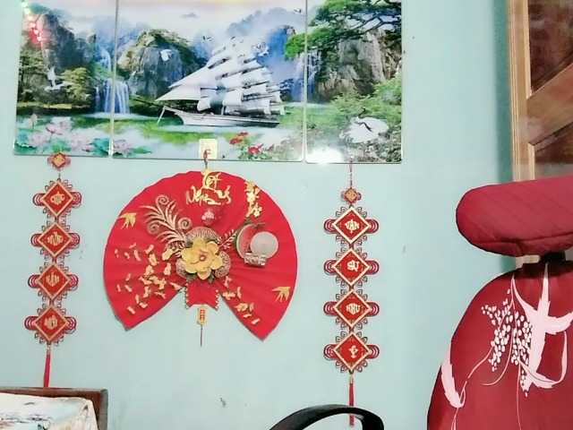 Linhanhsex2k's BongaCams show and profile