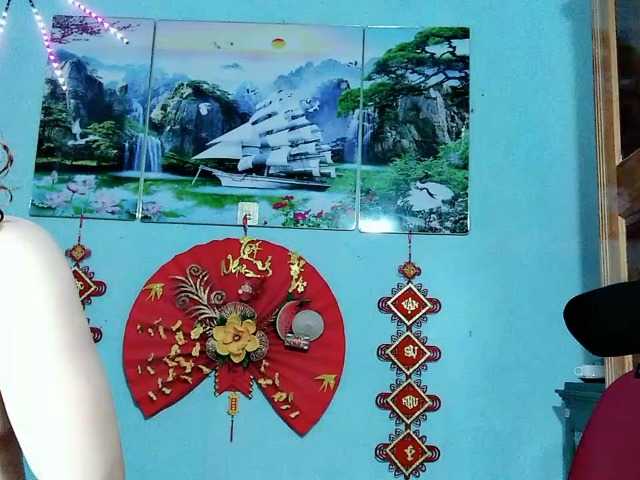 Linhanhsex2k's BongaCams show and profile