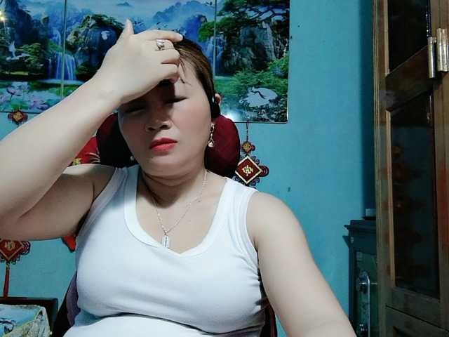 Linhanhsex2k's BongaCams show and profile