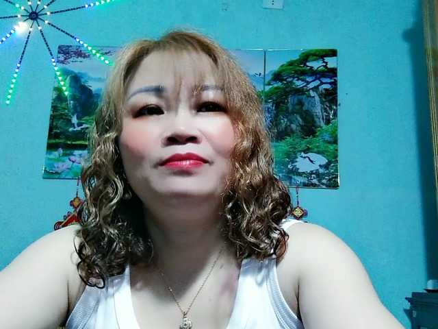 Linhanhsex2k's BongaCams show and profile