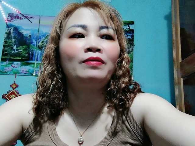 Linhanhsex2k's BongaCams show and profile