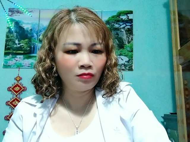 Linhanhsex2k's BongaCams show and profile