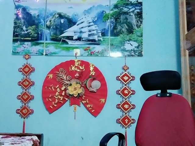 Linhanhsex2k's BongaCams show and profile