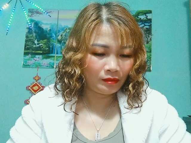 Linhanhsex2k's BongaCams show and profile