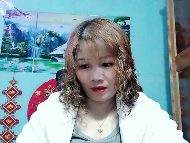 Linhanhsex2k's BongaCams show and profile