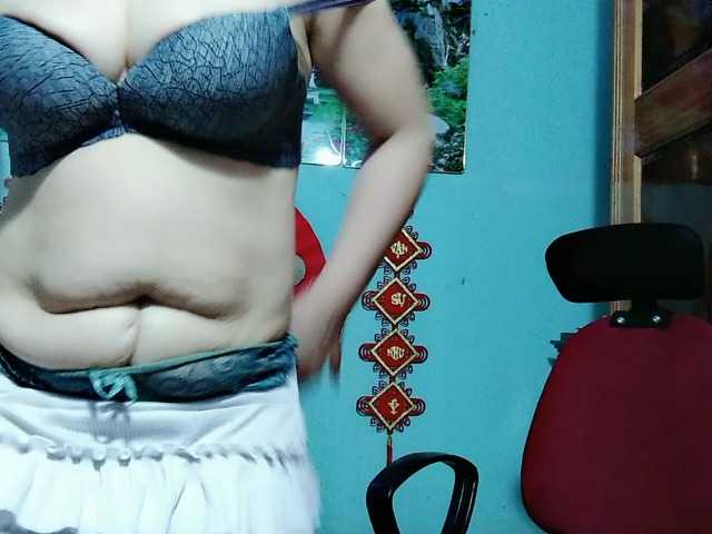 Linhanhsex2k's BongaCams show and profile