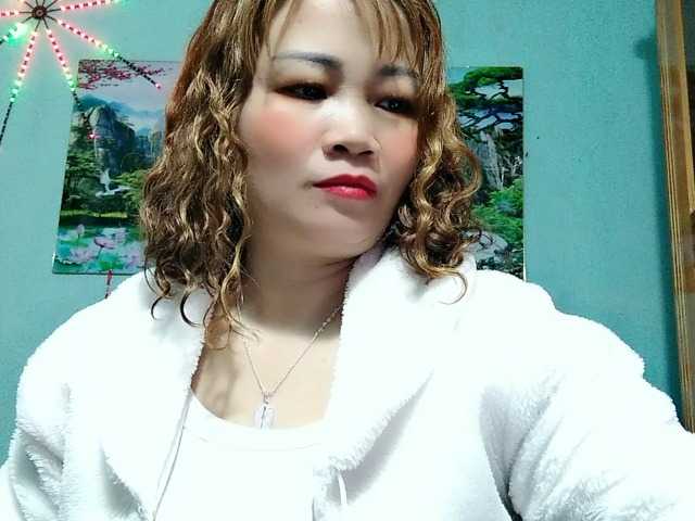 Linhanhsex2k's BongaCams show and profile