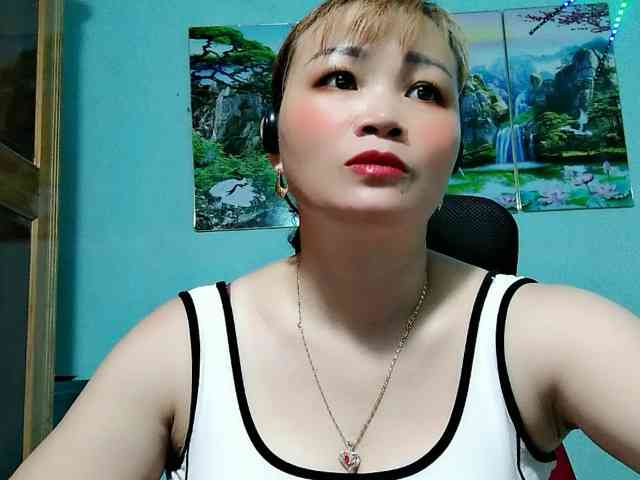 Linhanhsex2k webcam