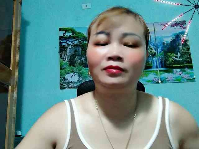 Linhanhsex2k webcam