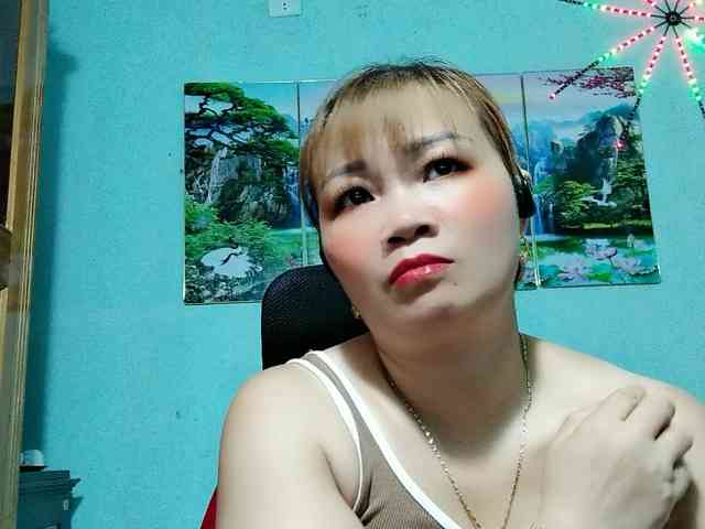 Linhanhsex2k webcam