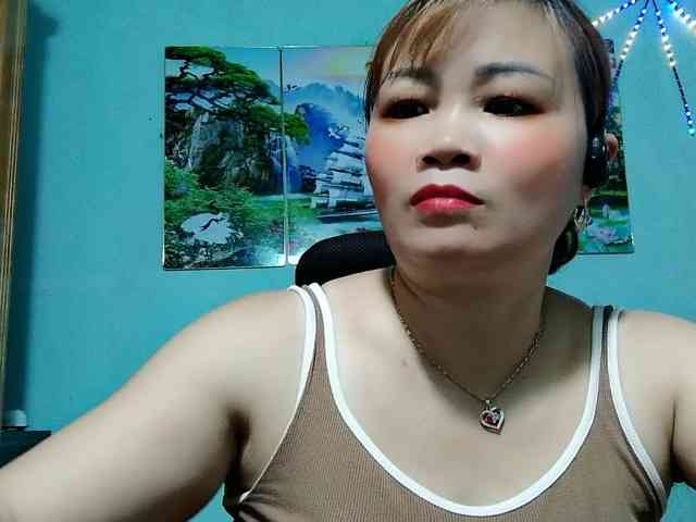 Linhanhsex2k webcam