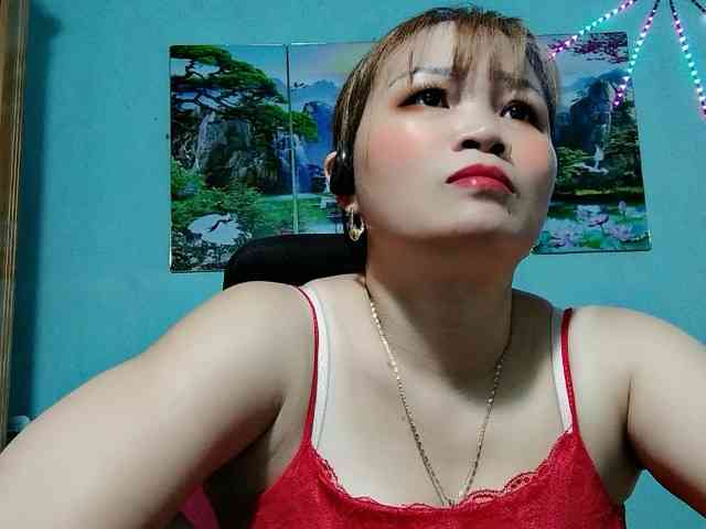 Linhanhsex2k webcam