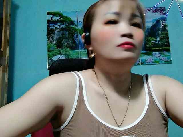 Linhanhsex2k webcam