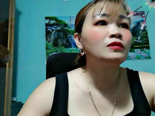 Linhanhsex2k Live Webcam on BongaCams