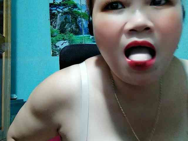 Linhanhsex2k webcam